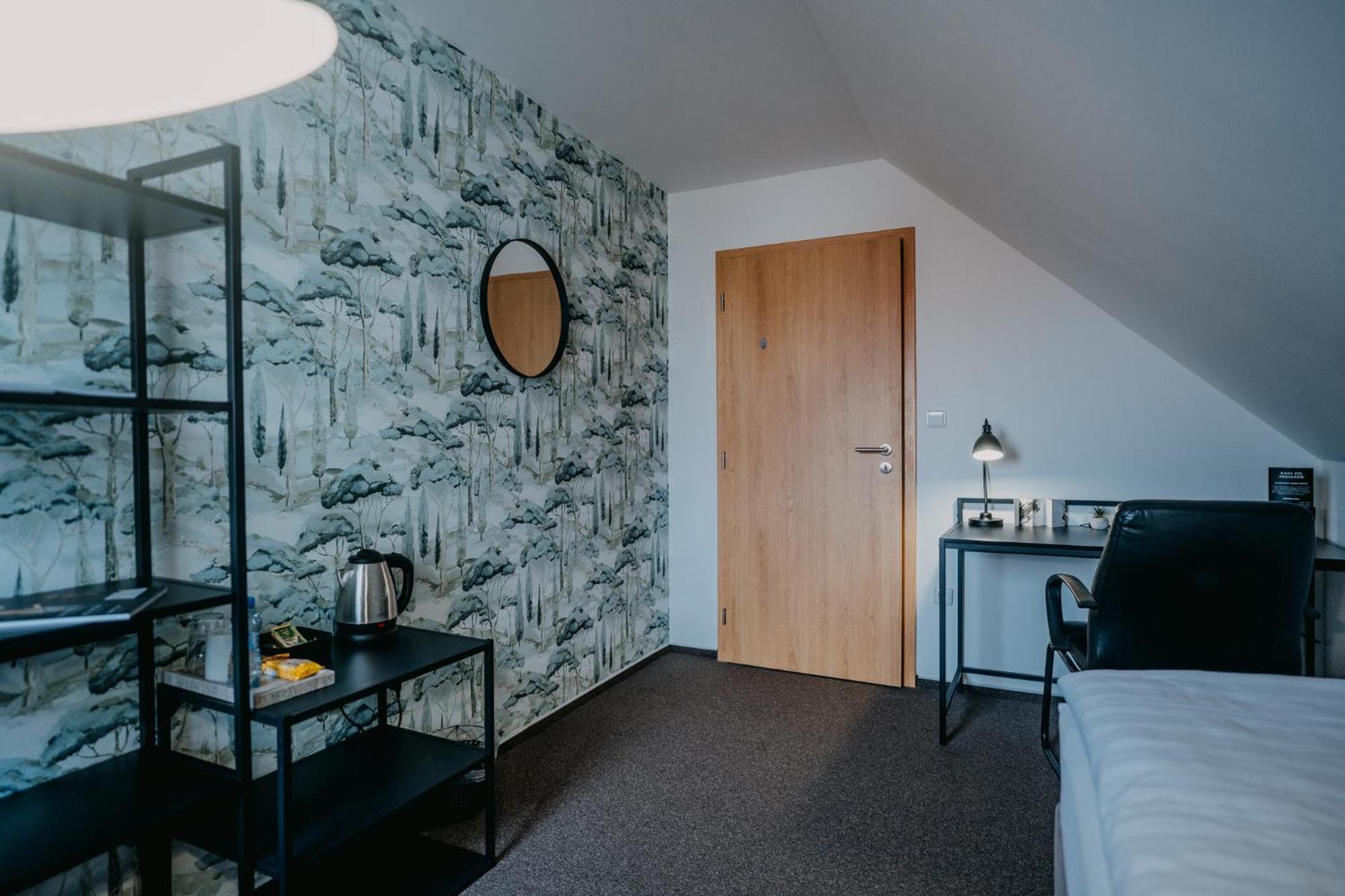 Hotel House Hradec Králové Esterno foto