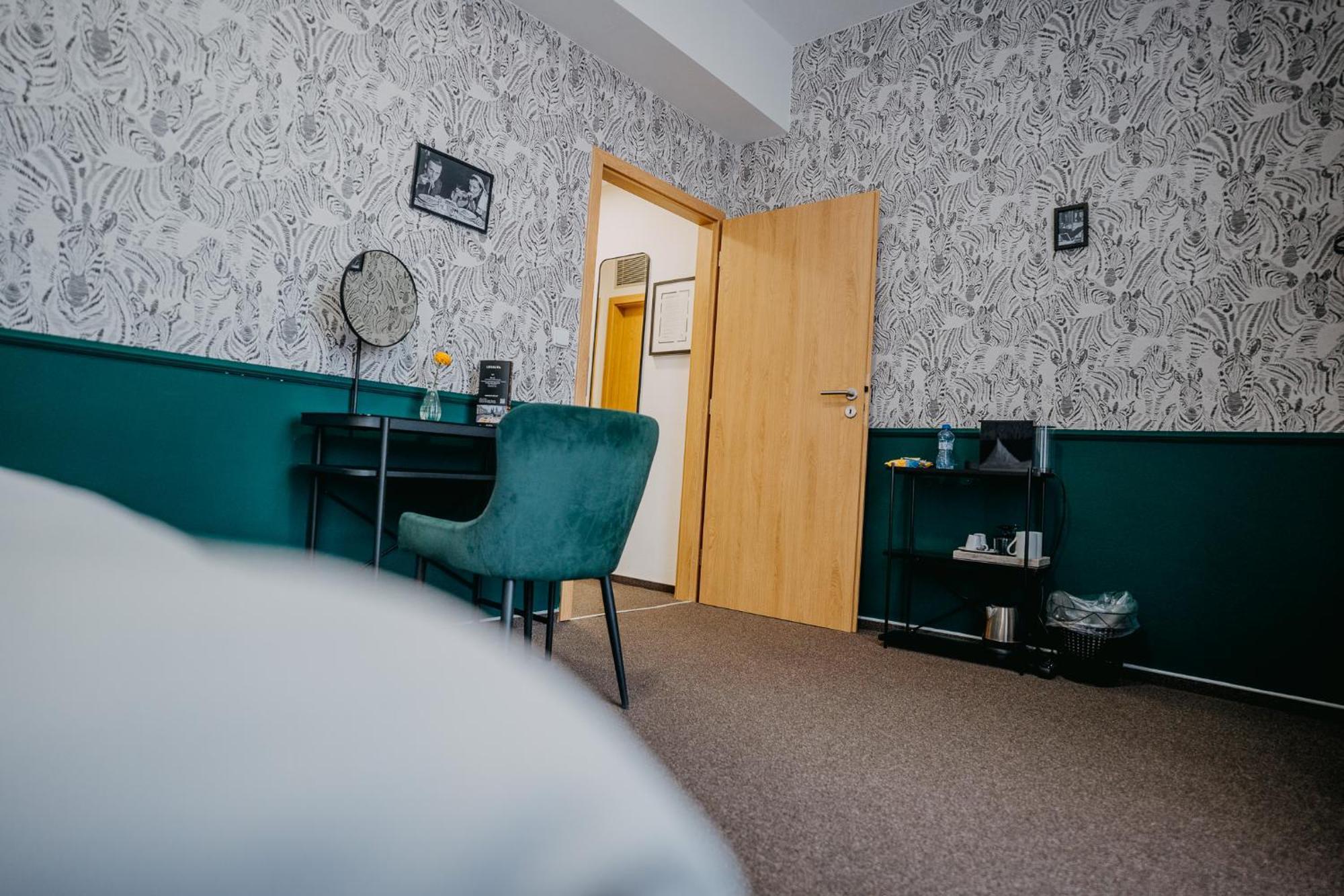 Hotel House Hradec Králové Esterno foto