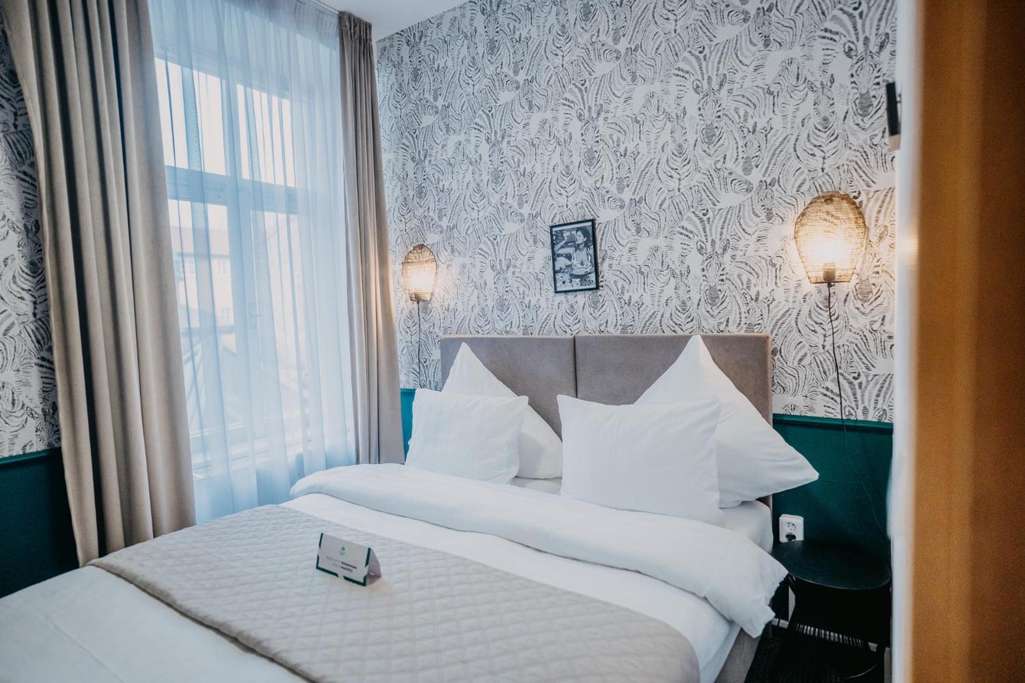 Hotel House Hradec Králové Esterno foto